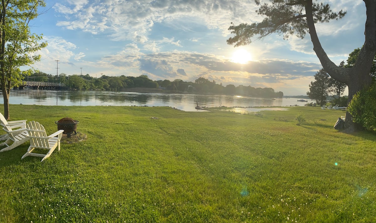 Riverlight — Barrington River